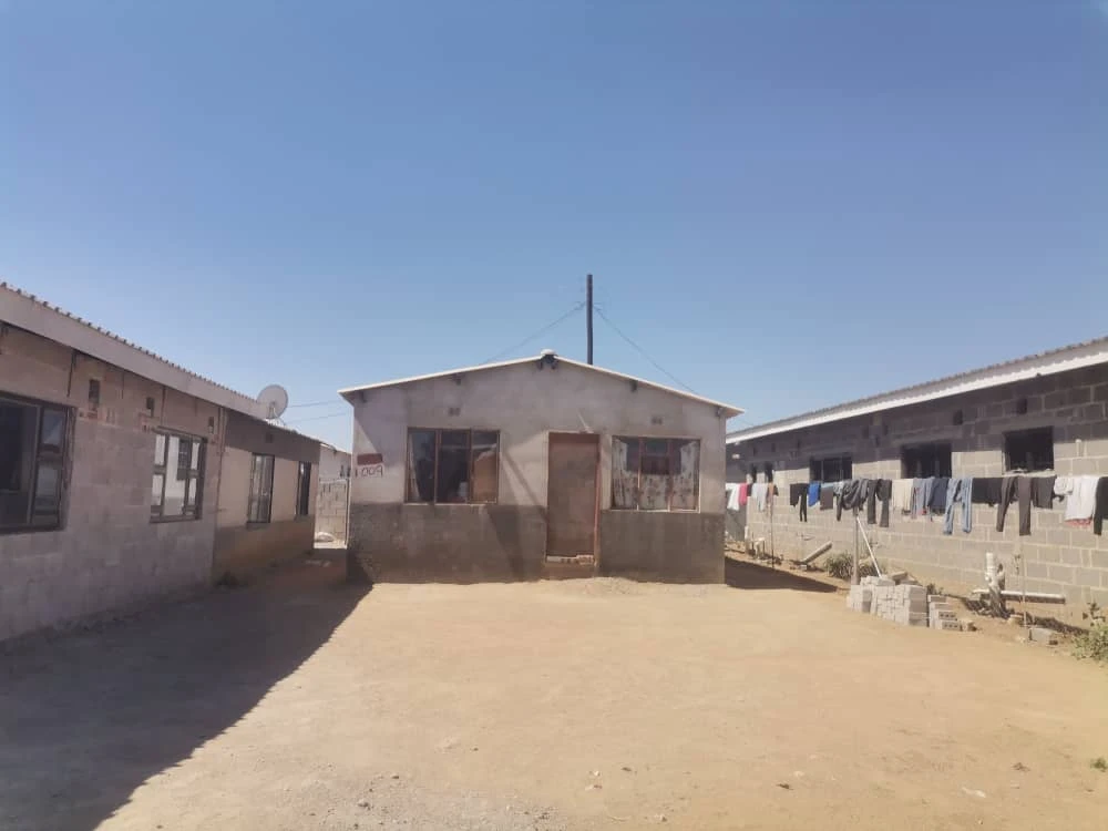 4 Roomed House For Sale in Phelandaba West , Bulawayo