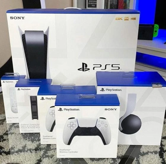 Selling Sony PlayStation 5 PS5 1TB