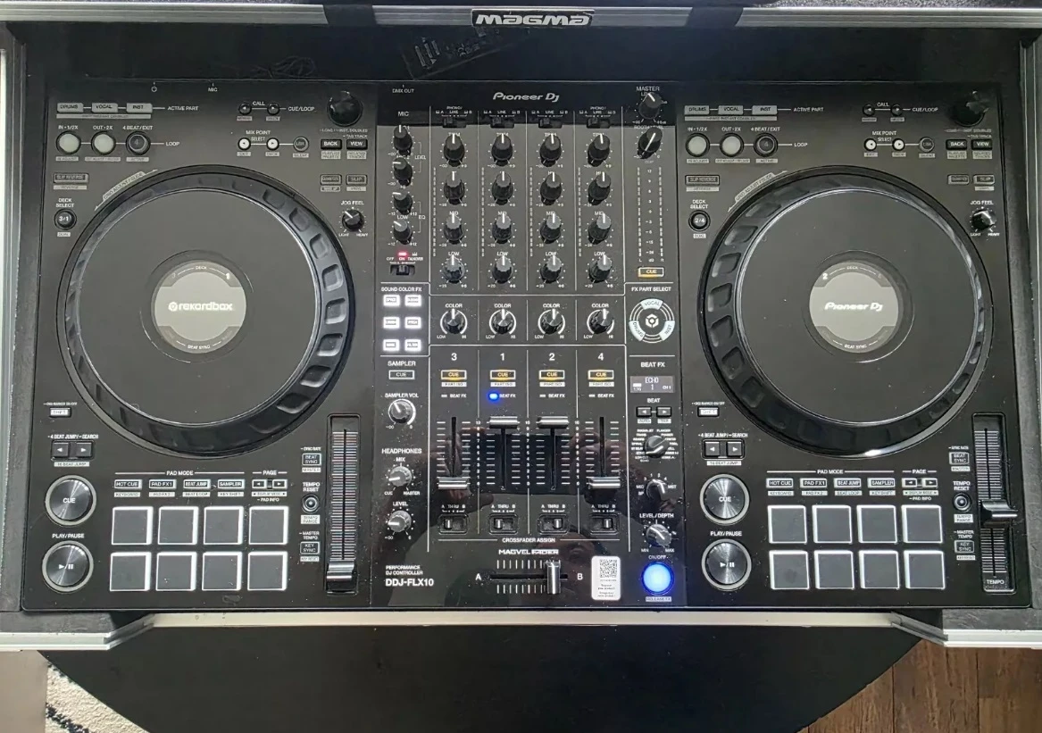 Pioneer DDJ-800, Pioneer DJ DDJ-REV7, Pioneer DDJ-RZX, Pioneer CDJ-3000, Pioneer DJM-A9, Pioneer DJM