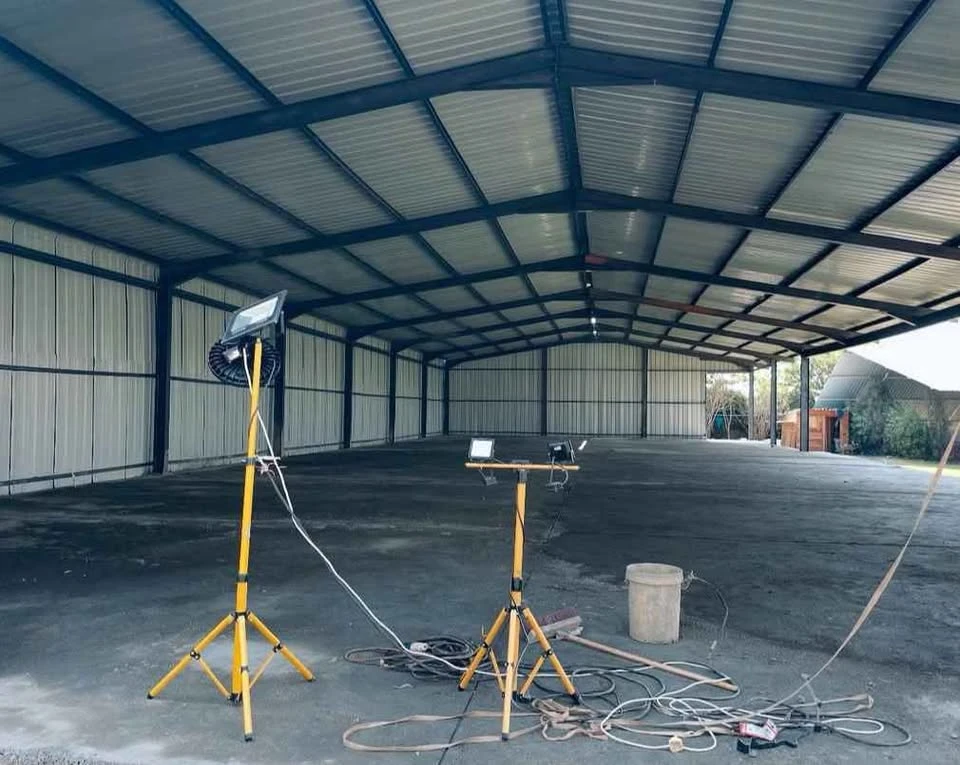 HIRE- WORK LIGHT-FLOOD LIGHT