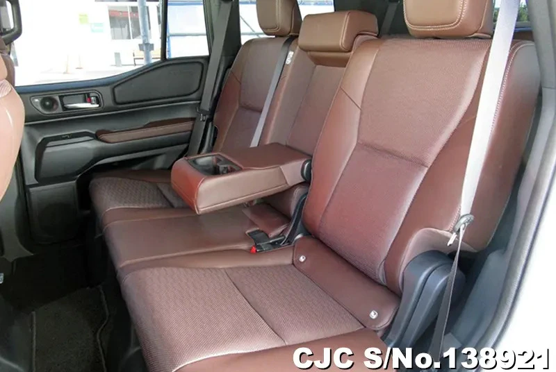 Brand New Toyota Land Cruiser 250 Pearl Automatic 2024