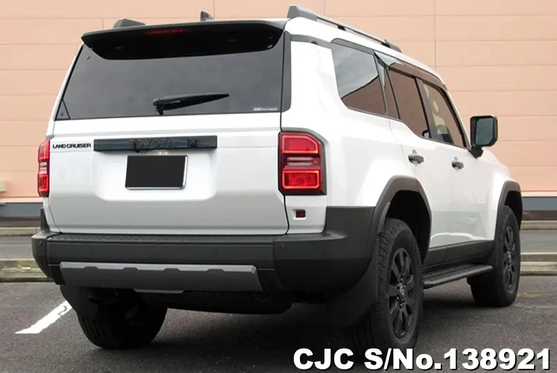 Brand New Toyota Land Cruiser 250 Pearl Automatic 2024